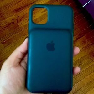 iPhone 11 Smart Battery case in black